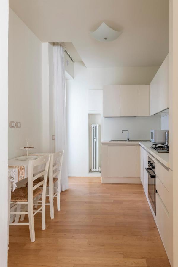 Casa Gramsci Luxury Apartment Pesaro Ngoại thất bức ảnh