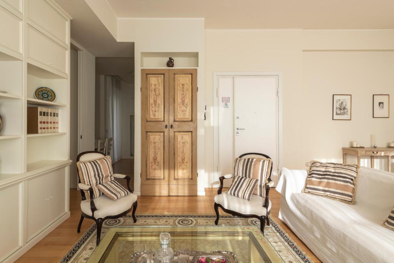 Casa Gramsci Luxury Apartment Pesaro Ngoại thất bức ảnh