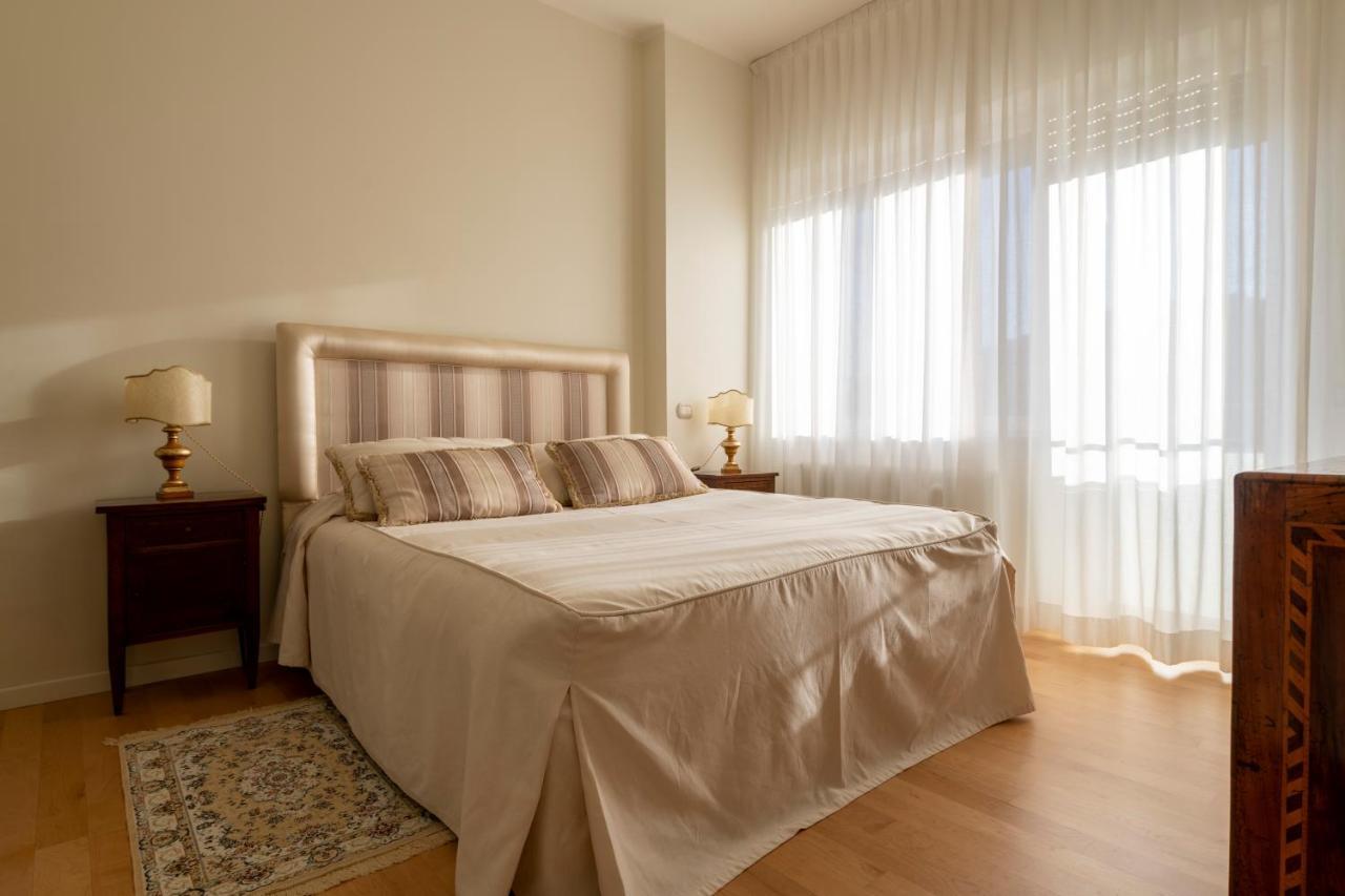 Casa Gramsci Luxury Apartment Pesaro Ngoại thất bức ảnh